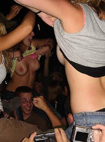 a girl at a party 39 - Photo 6