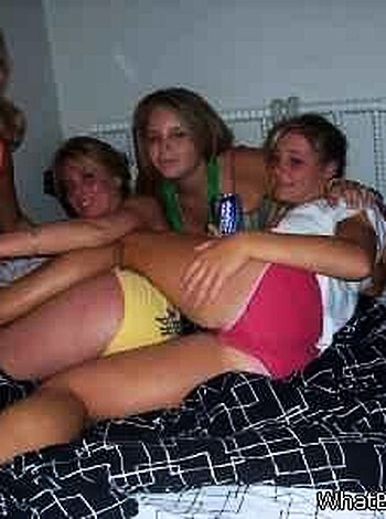 a girl at a party 39 - Photo 27