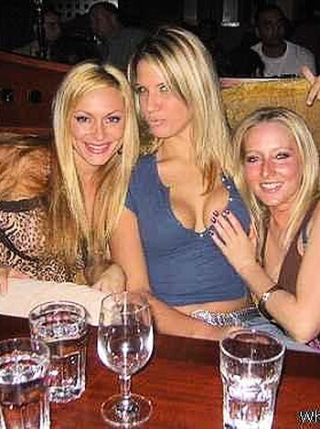 a girl at a party 39 - Photo 36