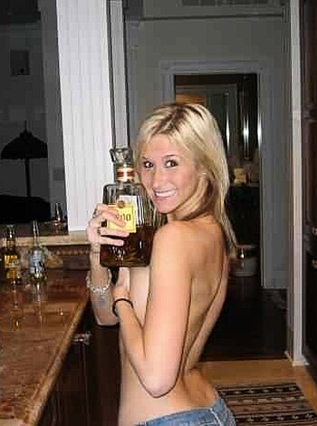 a girl at a party 39 - Photo 37