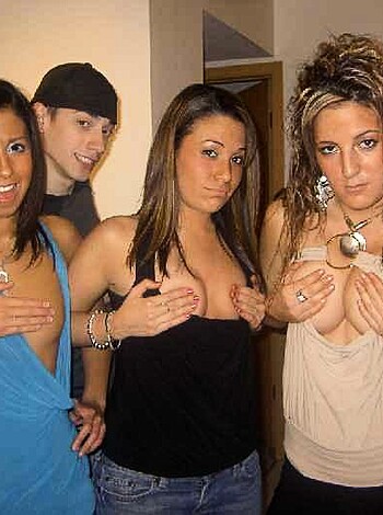 a girl at a party 38  - Photo 41