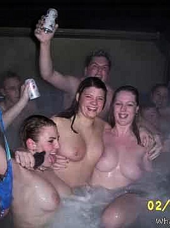 a girl at a party 38  - Photo 53