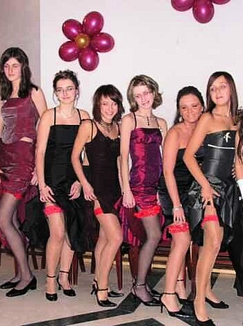 a girl at a party 39 - Photo 100