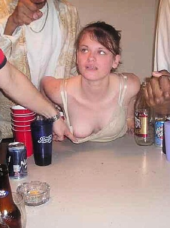 a girl at a party 38  - Photo 70