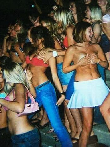 a girl at a party 33 - Photo 30