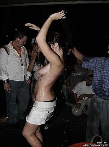 a girl at a party 33 - Photo 38