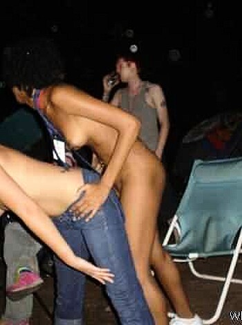 a girl at a party 31  - Photo 6