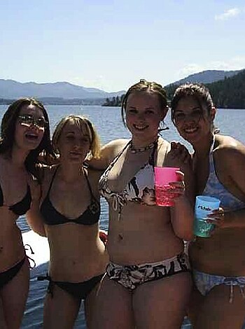 a girl at a party 31  - Photo 39