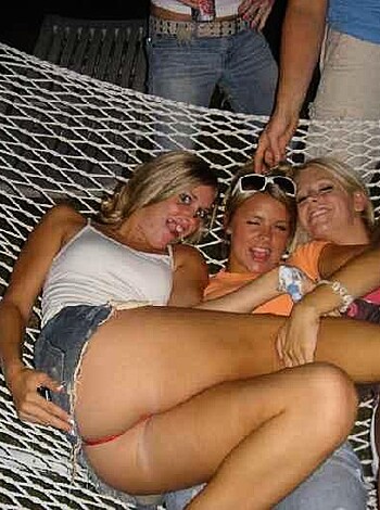 a girl at a party 32 - Photo 6