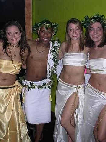 a girl at a party 32 - Photo 24