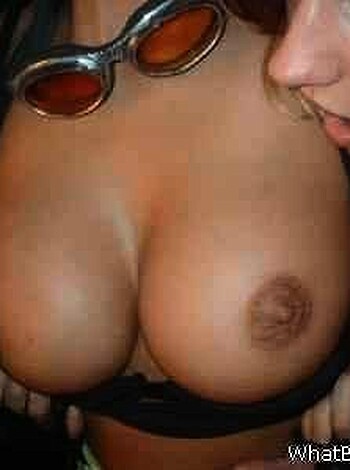 a girl at a party 32 - Photo 32
