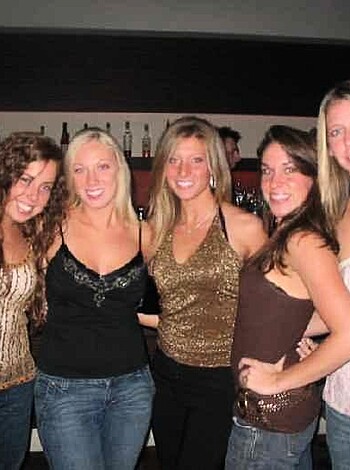 a girl at a party 31  - Photo 70