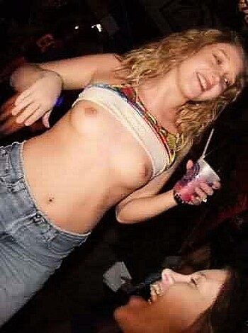 a girl at a party 31  - Photo 76