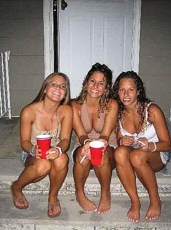 a girl at a party 31  - Photo 99