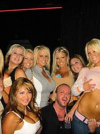 a girl at a party 28  - Photo 62