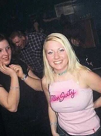 a girl at a party 28  - Photo 72
