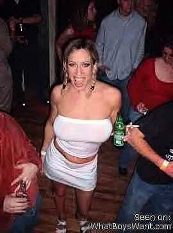 a girl at a party 28  - Photo 86