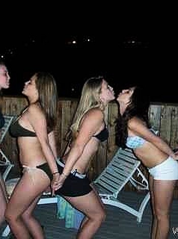 a girl at a party 28  - Photo 88
