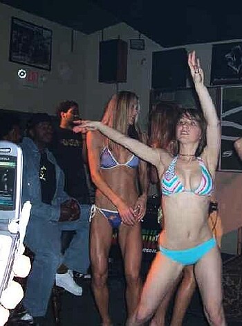 a girl at a party 28  - Photo 93