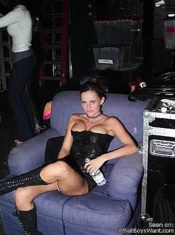 a girl at a party 26  - Photo 66