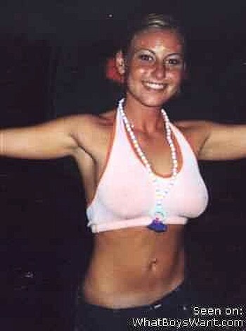 a girl at a party 20  - Photo 80