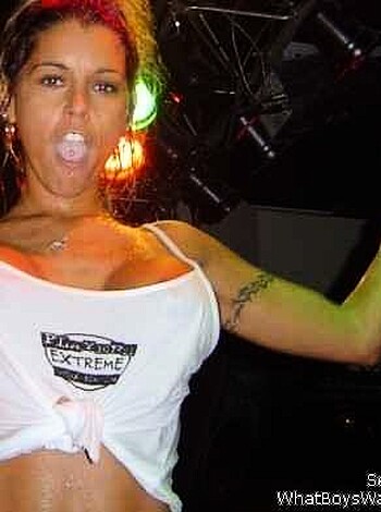 a girl at a party 18  - Photo 69