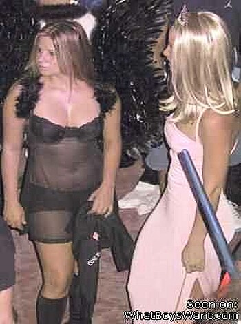 a girl at a party 18  - Photo 99