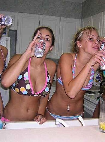 a girl at a party 3  - Photo 50