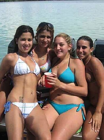 a girl at a party 3  - Photo 72