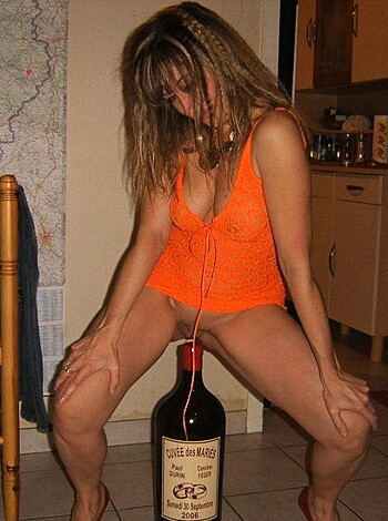 Amateur Threesome Hardcore Party - Photo 28
