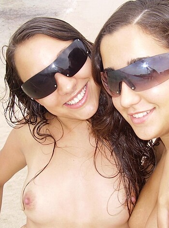 Amateur Girl at Ibiza / Beach pics - Photo 19