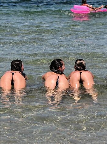 5 amateur teens - NAKED at the Beach - Photo 12