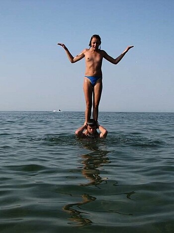 5 amateur teens - NAKED at the Beach - Photo 15