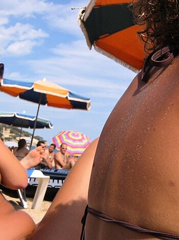 Beach Amateurs Topless - Young Girls No.05 - Photo 4