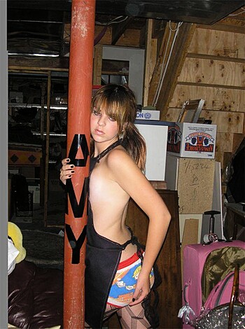 Revenge and Stolen Girlfriend Pics - Photo 2