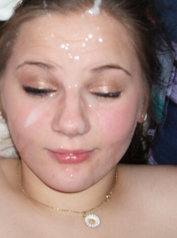 Green-eyed Amateur Takes a LOAD  - Photo 3