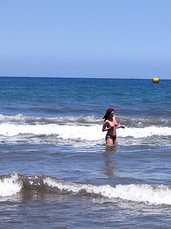 French girl, nude holidays in spain / Beach pics - Photo 28