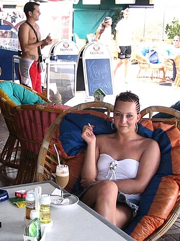French girl, nude holidays in spain / Beach pics - Photo 38