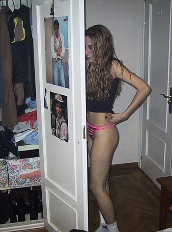 """
An amateur pornstar banging in a messy fuckin' closet, strippin' off her clothes while tryin' to find the perfect fit for them titties.
"""