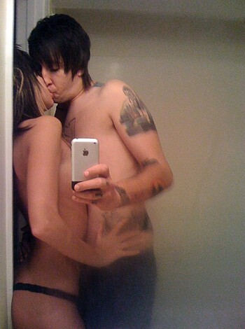 Amateur Emo Couple Myself pics - Photo 11
