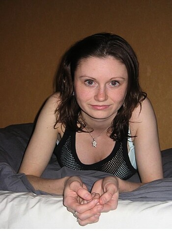 Amateur Wife - Photo 7