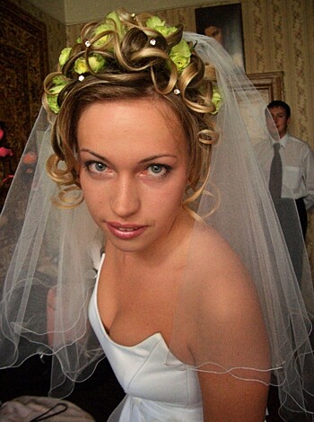 Amateur Hot Bride a her Wedding Night - Photo 27