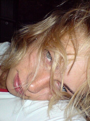 Amateur Hot Bride a her Wedding Night - Photo 36