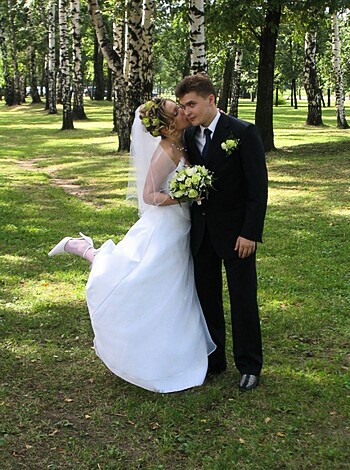 Amateur Hot Bride a her Wedding Night - Photo 38