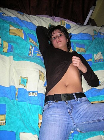 Beatifull girlfriend - Photo 2