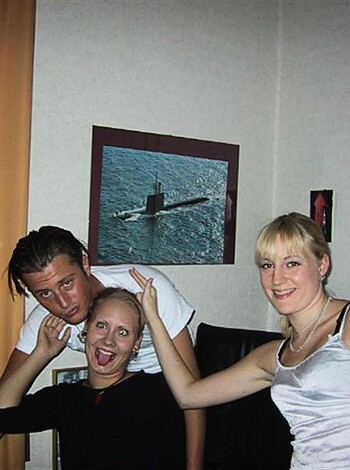 Amateur Set - 2 lesbian girls with 1 boy - nice - Photo 2