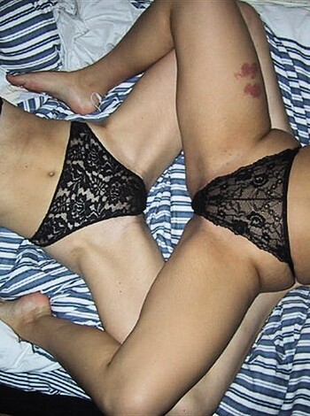 Amateur Set - 2 lesbian girls with 1 boy - nice - Photo 17