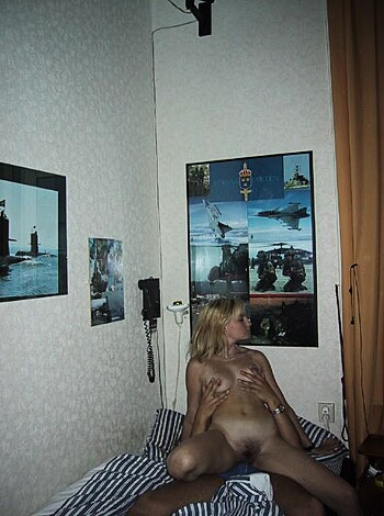 Amateur Set - 2 lesbian girls with 1 boy - nice - Photo 37