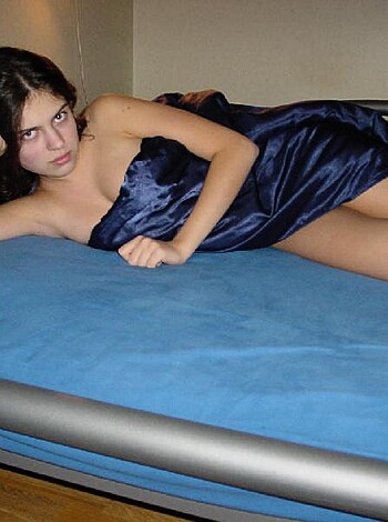 Amateur Linda - stolen pics from bathroom - Photo 18