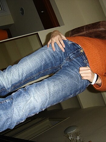 "Take a good look at this fucking chick wearing her tight ass jeans with her brown fucking sweater, motherfucker."